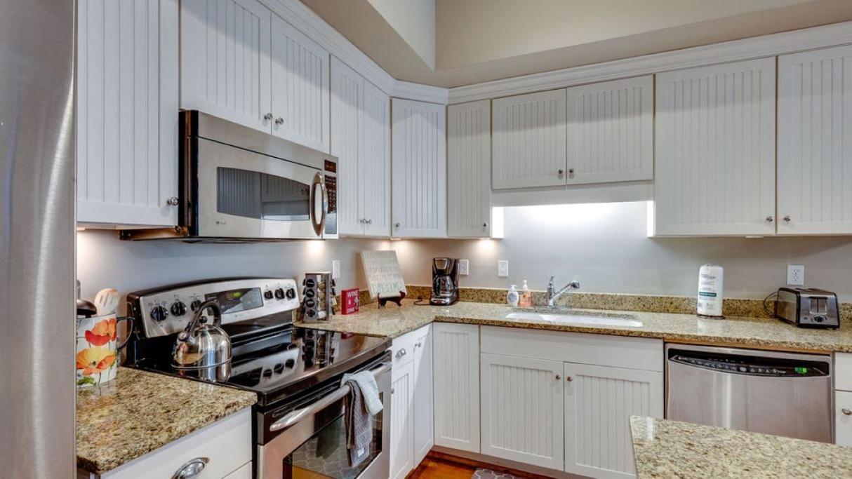 201 York #3 - Homey Downtown 2 Bedroom Steps From The River Savannah Exteriér fotografie