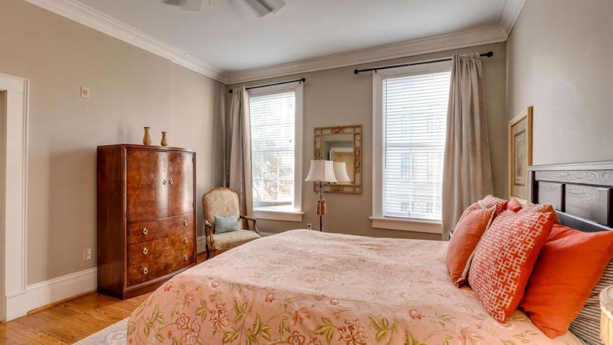 201 York #3 - Homey Downtown 2 Bedroom Steps From The River Savannah Exteriér fotografie