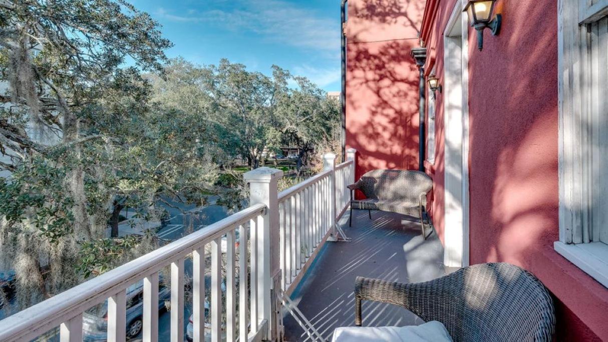 201 York #3 - Homey Downtown 2 Bedroom Steps From The River Savannah Exteriér fotografie